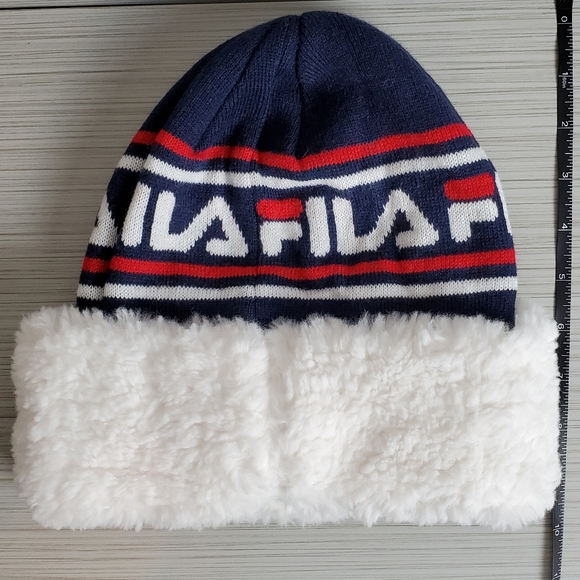 NWT Fila Women's Peacoat Sherpa Cuff Beanie - Picture 7 of 7